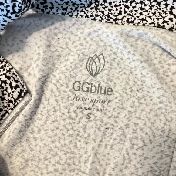 GG Blue Long Sleeve UV 50+ Golf Tennis Small EUC - Picture 5 of 6